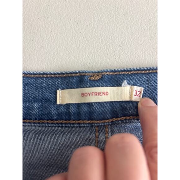 Levi Strauss Boyfriend Straight Leg Cropped Jeans Size 32 - Picture 3 of 14